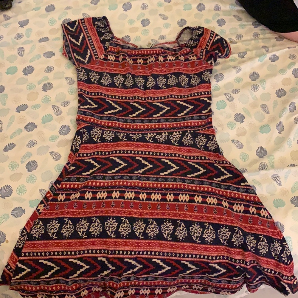 Brand: forever 21 size: kids medium